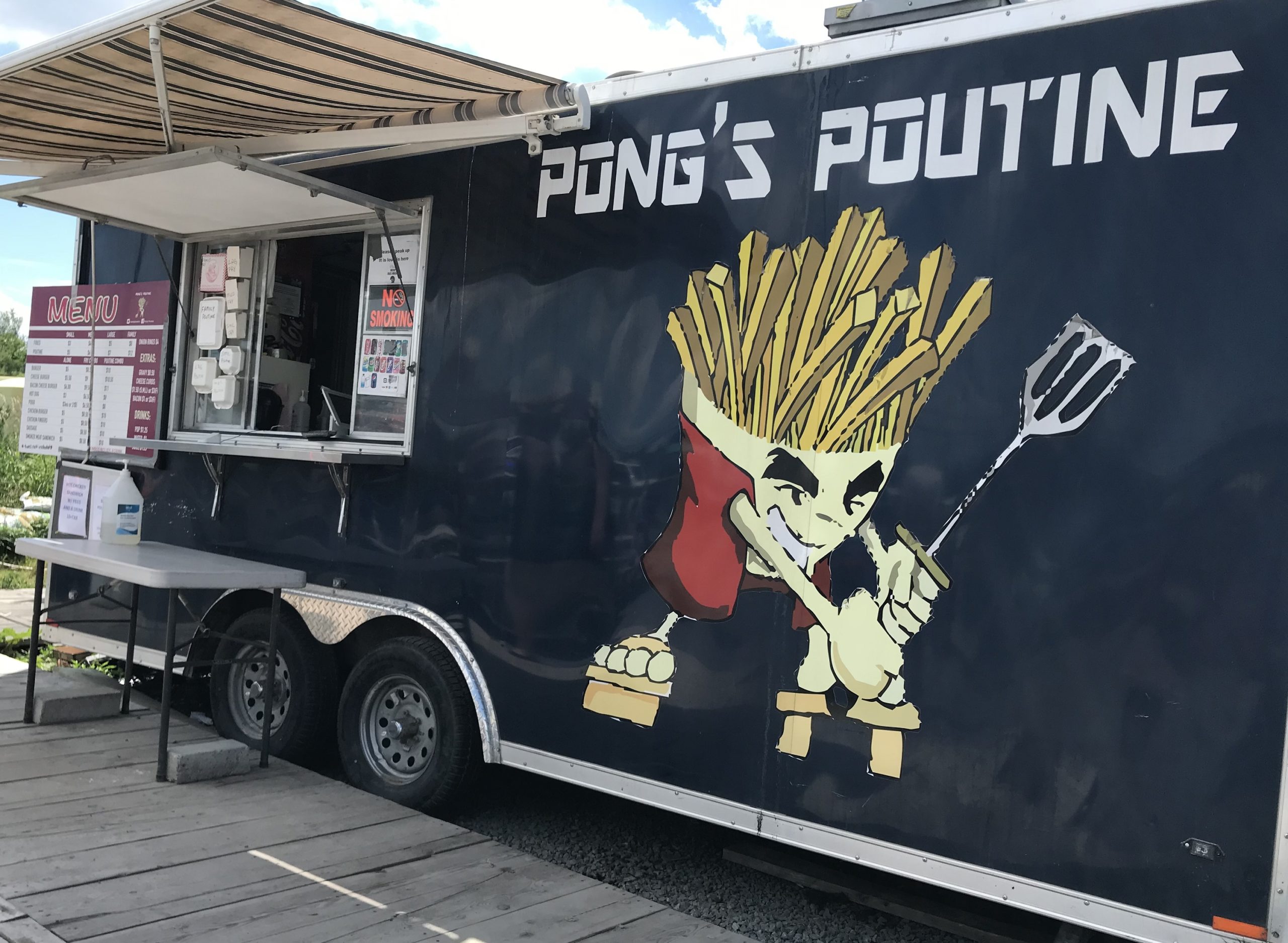 Pong's Poutine food truck