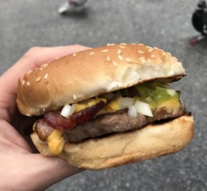 Bacon cheeseburger - Lou Fast Food