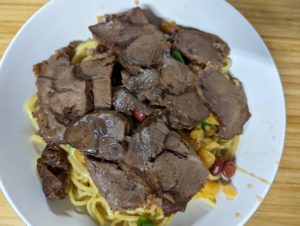Beef hot and dry noodles - Shanghai Wonton Noodle