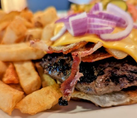 Cheeseburger platter - Fontenelle